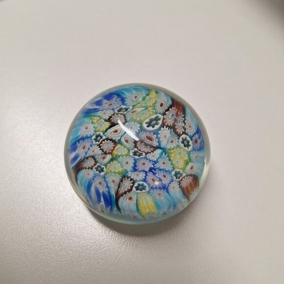 Millefiori Art Glass Paperweight Small 2 Inch Rainbow Colorful Flower Scalloped - Picture 5 of 9